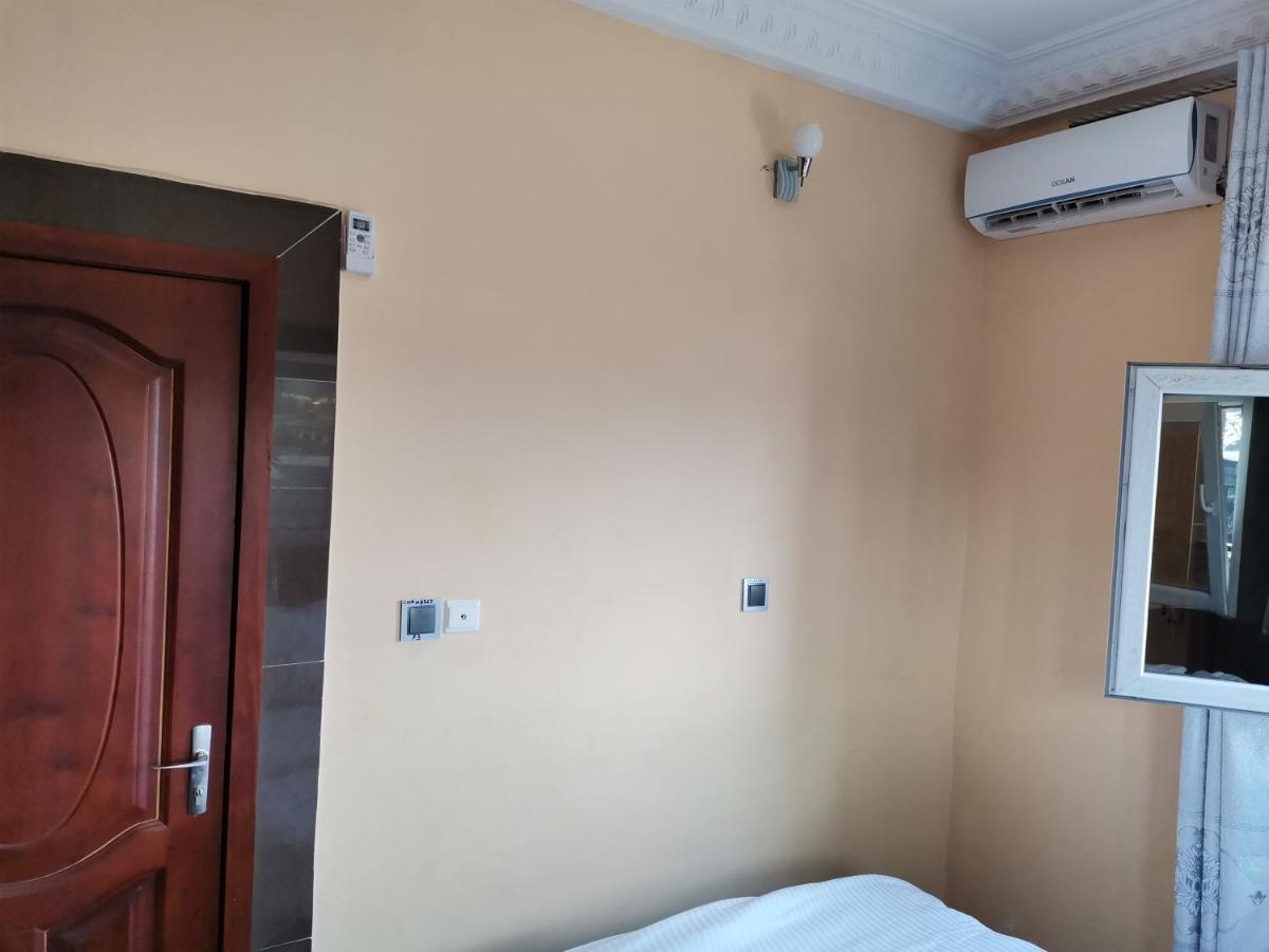 Residence Hoteliere Mb-202 C Ντουάλα Εξωτερικό φωτογραφία