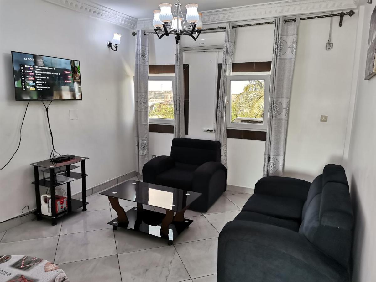 Residence Hoteliere Mb-202 C Ντουάλα Εξωτερικό φωτογραφία