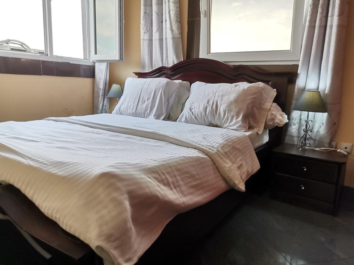 Residence Hoteliere Mb-202 C Ντουάλα Εξωτερικό φωτογραφία