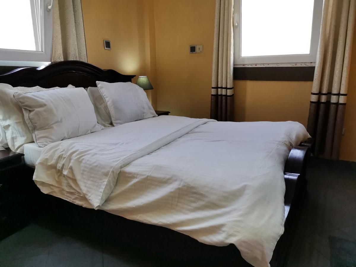 Residence Hoteliere Mb-202 C Ντουάλα Εξωτερικό φωτογραφία